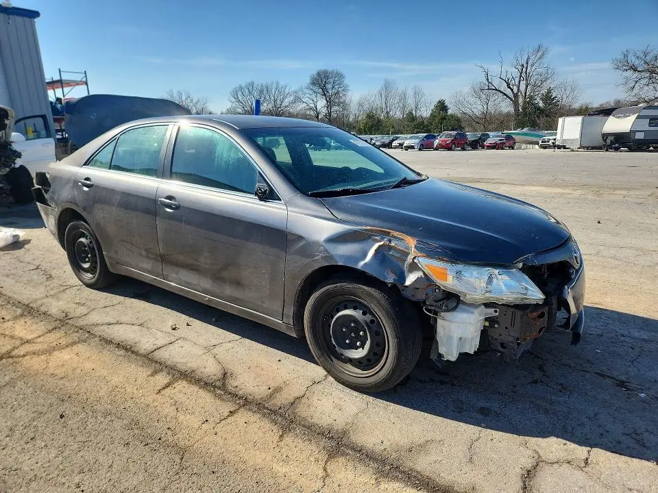 2011 TOYOTA CAMRY LE  