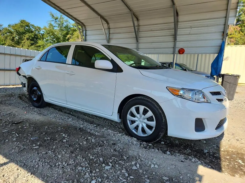 2013 TOYOTA CAROLLA   