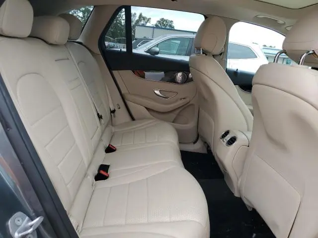 2017 MERCEDES-BENZ GLC 300 4MATIC  