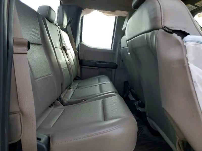 2017 FORD F150 SUPER CAB  