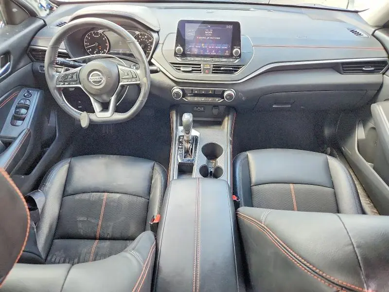 2022 NISSAN ALTIMA SR  