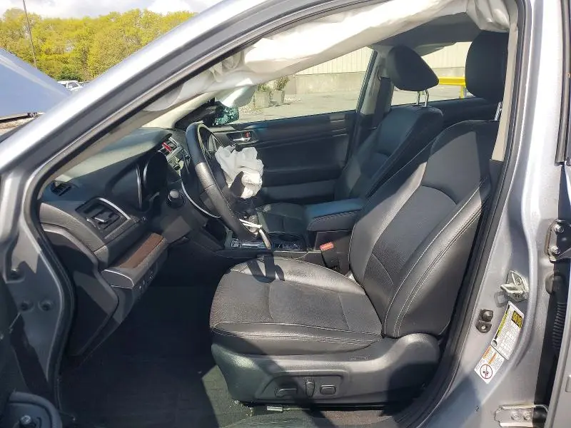 2017 SUBARU LEGACY 3.6R LIMITED  