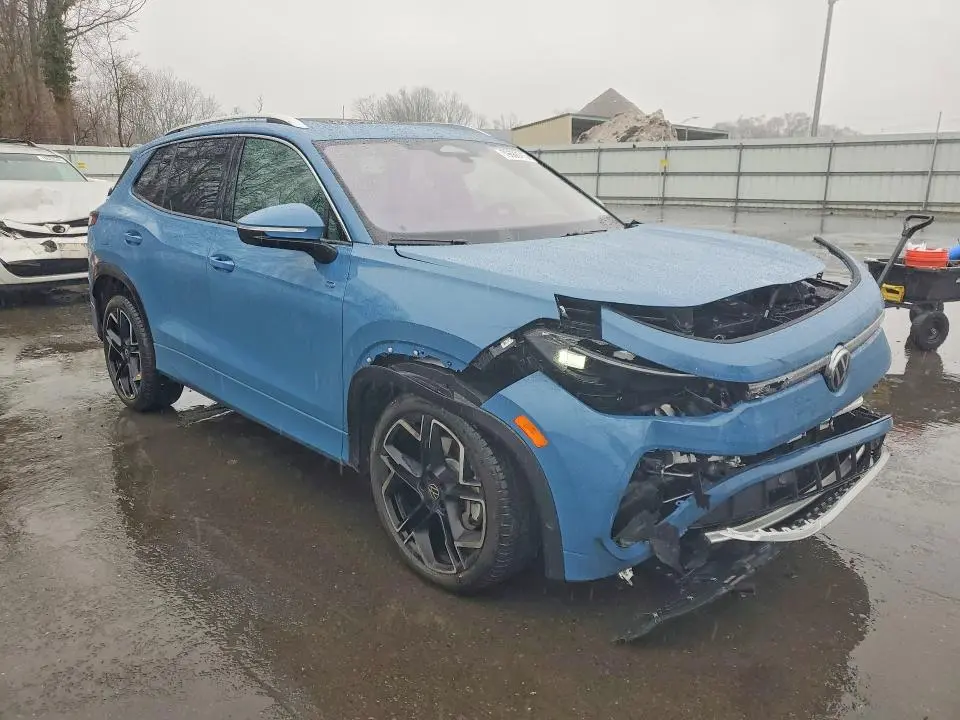 2026 VOLKSWAGEN TIGUAN SEL R-LINE TURBO  