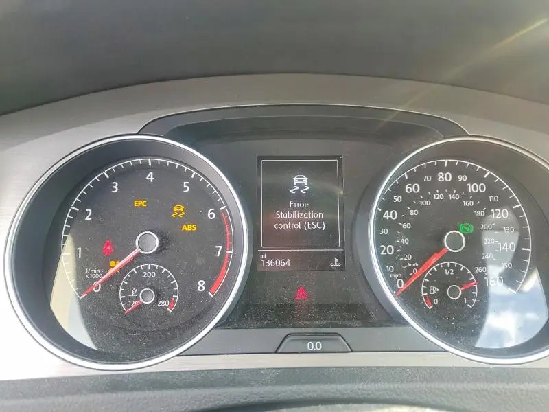 2016 VOLKSWAGEN GOLF S  