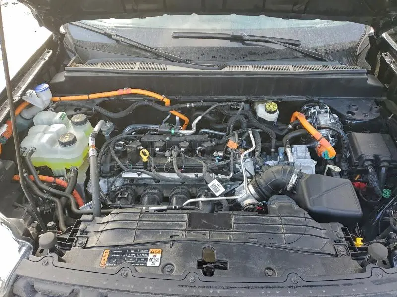 2024 FORD MAVERICK XL  