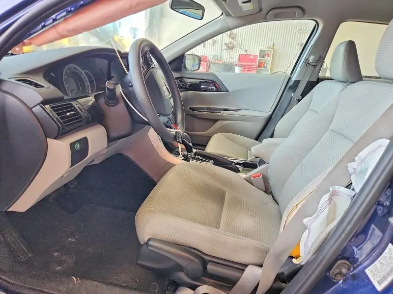 2017 HONDA ACCORD LX  
