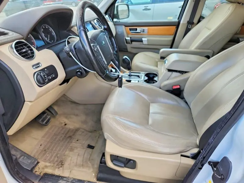 2011 LAND ROVER LR4 HSE LUXURY  
