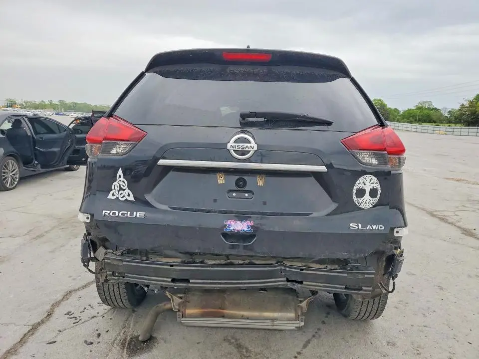 2020 NISSAN ROGUE SL  