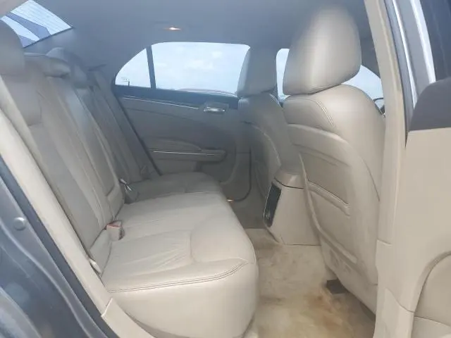 2011 CHRYSLER 300 LIMITED  