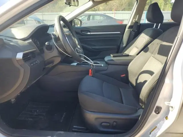 2022 NISSAN ALTIMA SV  