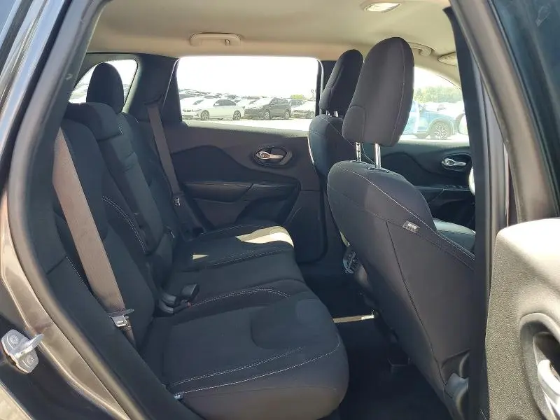 2016 JEP CHEROKEE L   