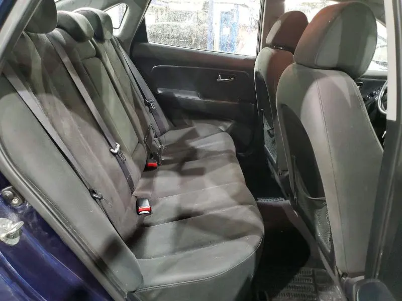 2010 HYUNDAI ELANTRA BLUE  