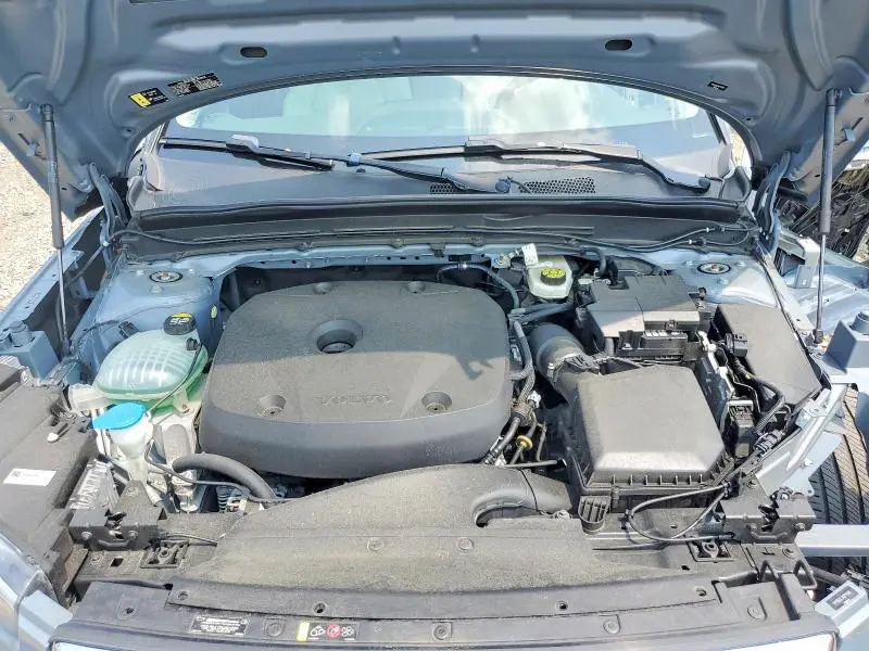 2022 VOLVO XC40 T5 INSCRIPTION  
