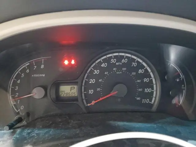 2012 TOYOTA SIENNA LE  
