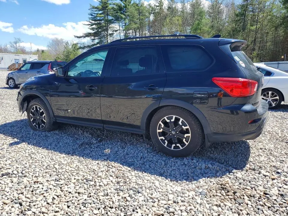 2020 NISSAN PATHFINDER SL  