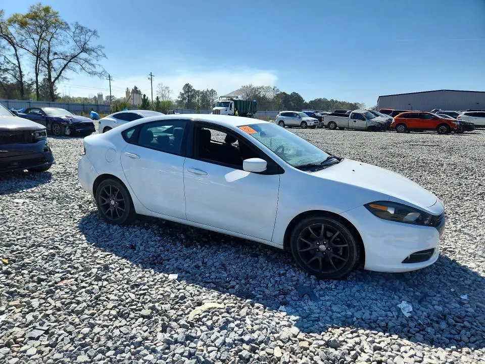 2016 DODGE DART SXT  