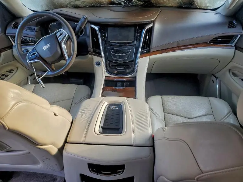 2017 CADILLAC ESCALADE ESV LUXURY  