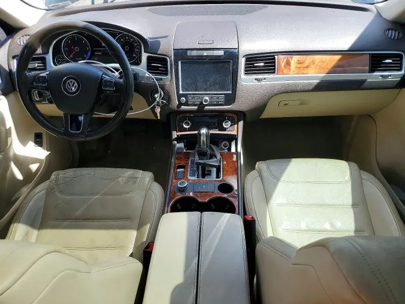 2012 VOLKSWAGEN TOUAREG V6 TDI  