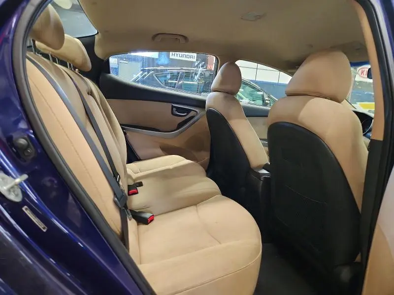 2013 HYUNDAI ELANTRA   