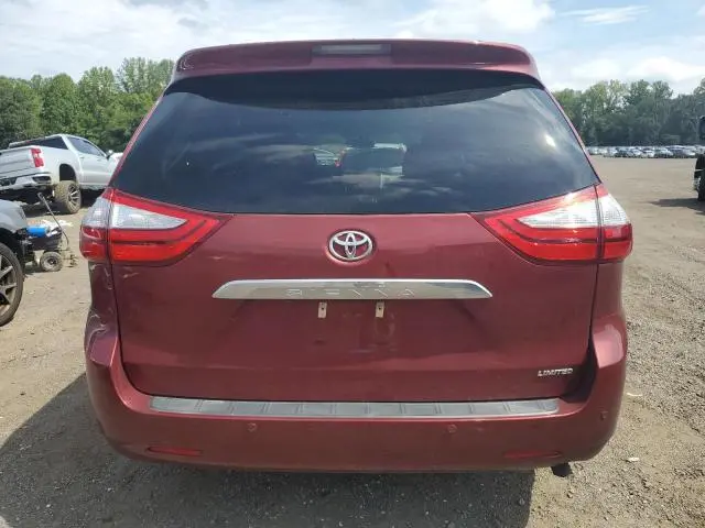 2016 TOYOTA SIENNA XLE  