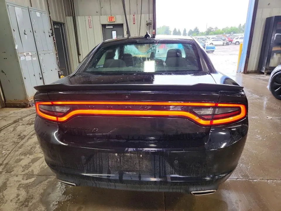 2021 DODGE CHARGER SXT  
