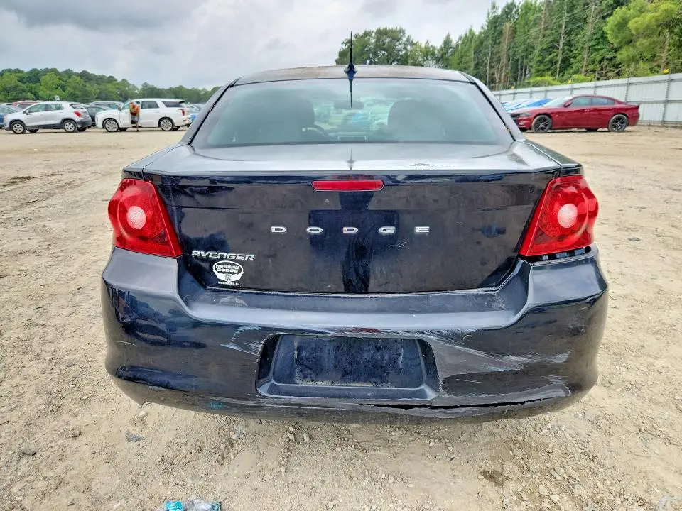 2011 DODGE AVENGER MAINSTREET  