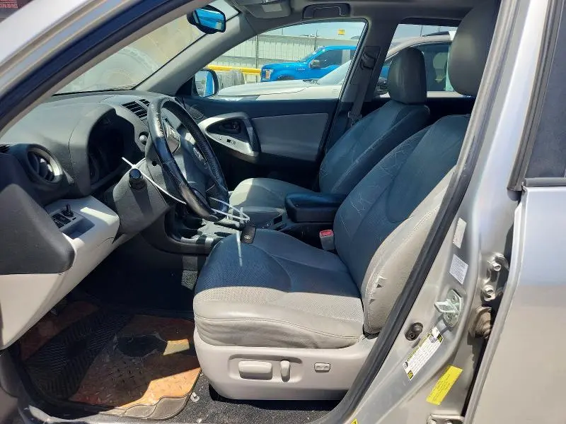 2010 TOYOTA RAV4 LIMITED  
