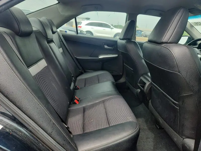 2014 TOYOTA CAMRY SE  