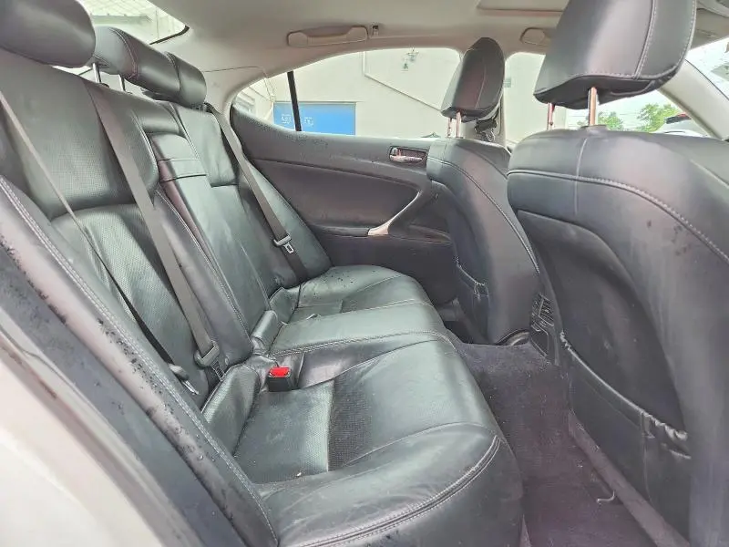 2011 LEXUS IS 250  
