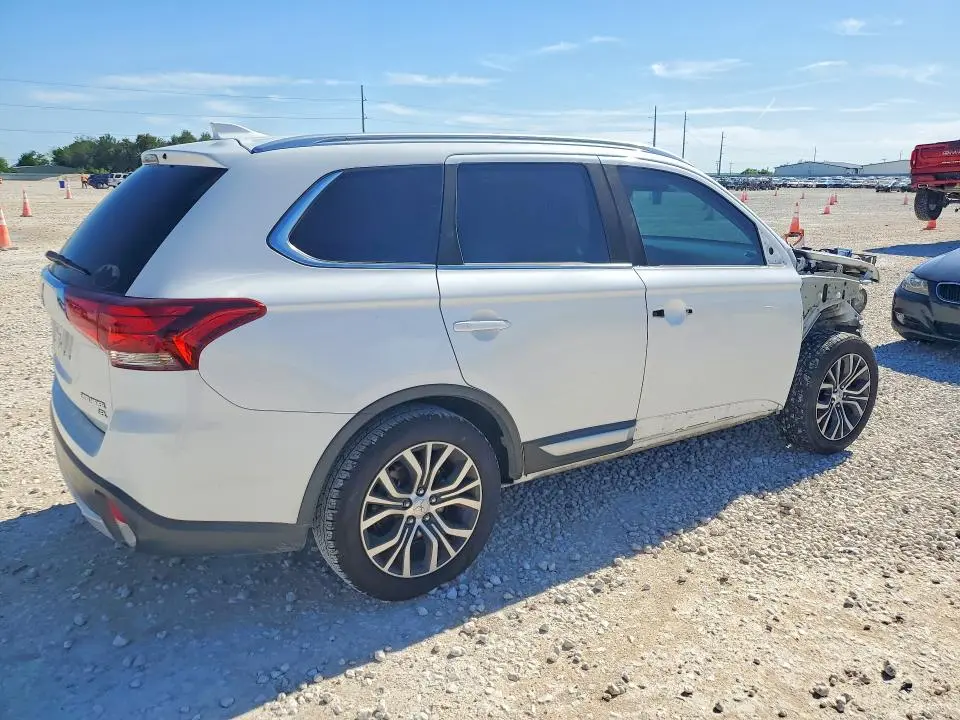 2017 MITSUBISHI OUTLANDER SE  