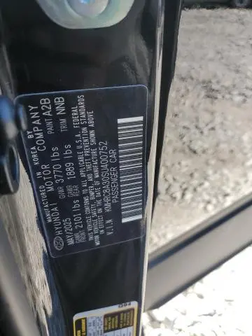 2025 HYUNDAI VENUE SEL  