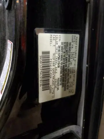 2010 NISSAN VERSA S  
