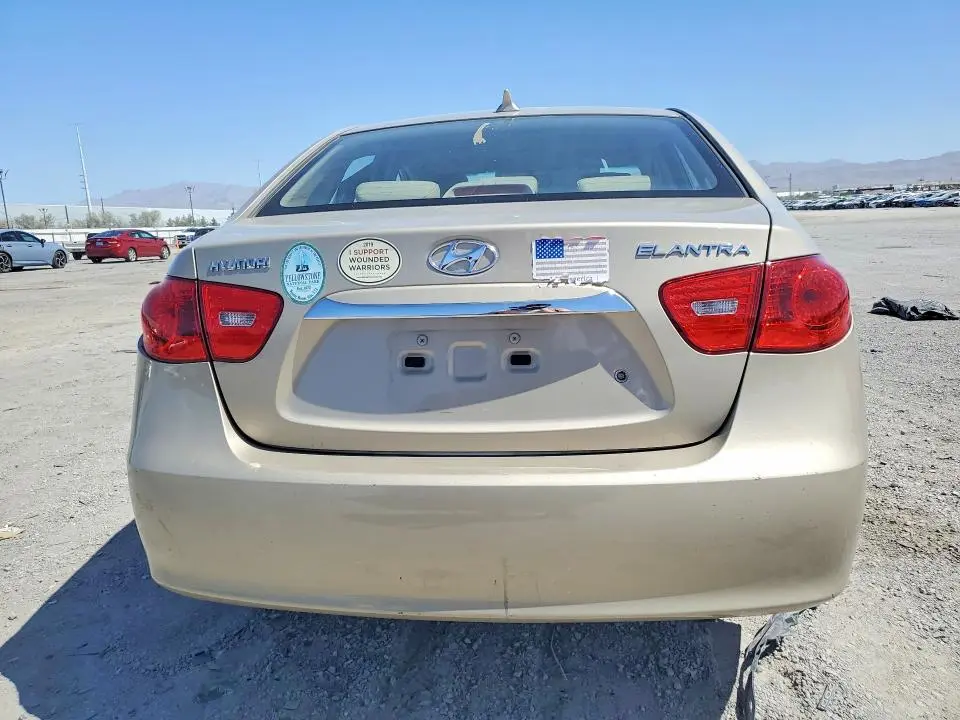 2010 HYUNDAI ELANTRA GLS  