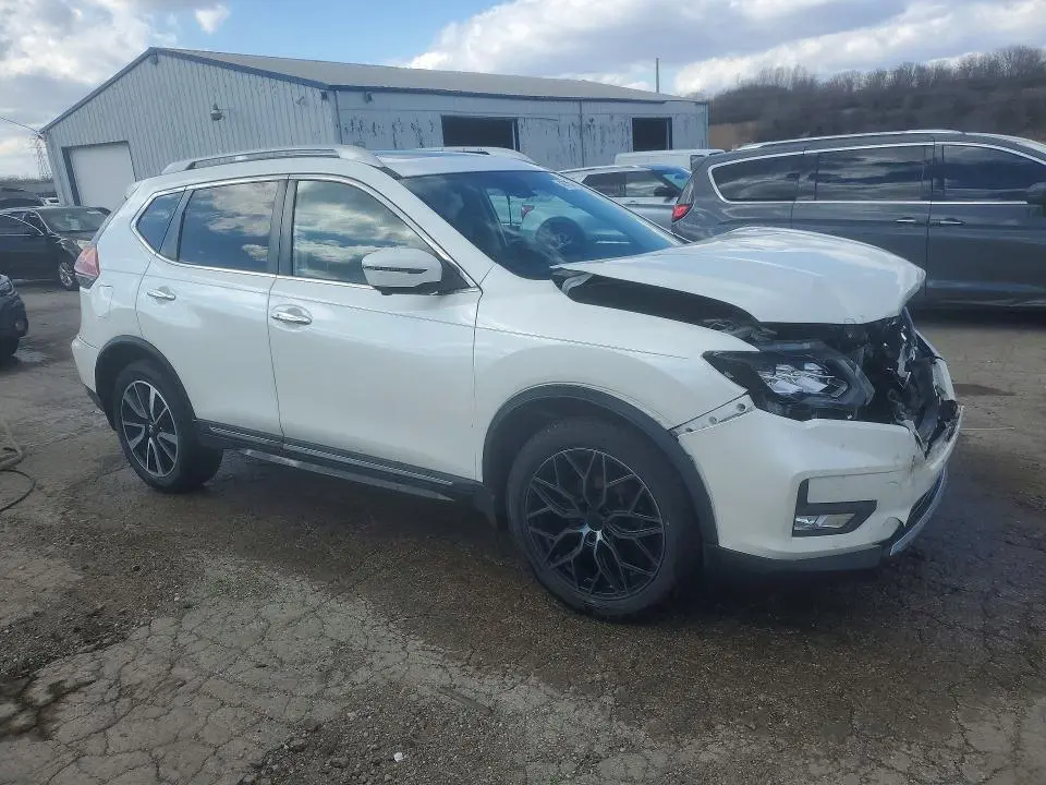 2019 NISSAN ROGUE SL  