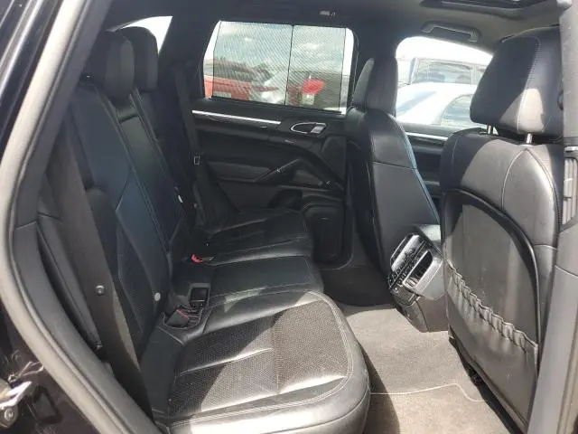 2013 PORSCHE CAYENNE S  