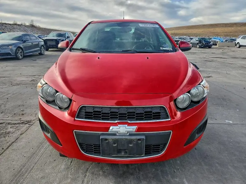 2013 CHEVROLET SONIC LT  