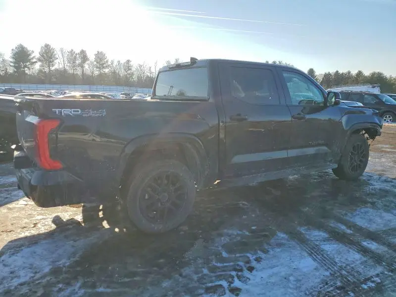 2024 TOYOTA TUNDRA CREWMAX SR  