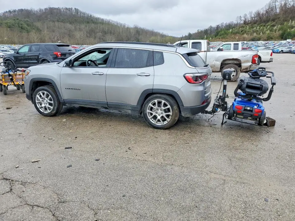 2024 JEEP COMPASS LATITUDE LUX  