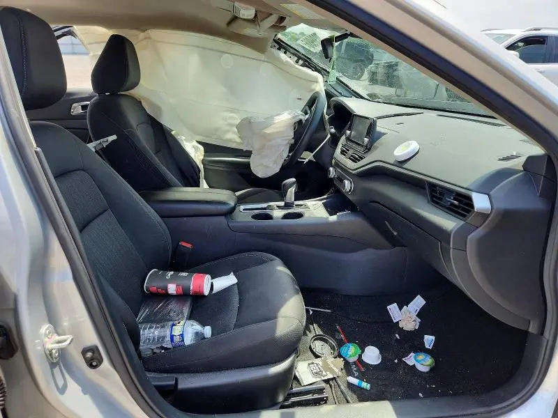 2024 NISSAN ALTIMA S  