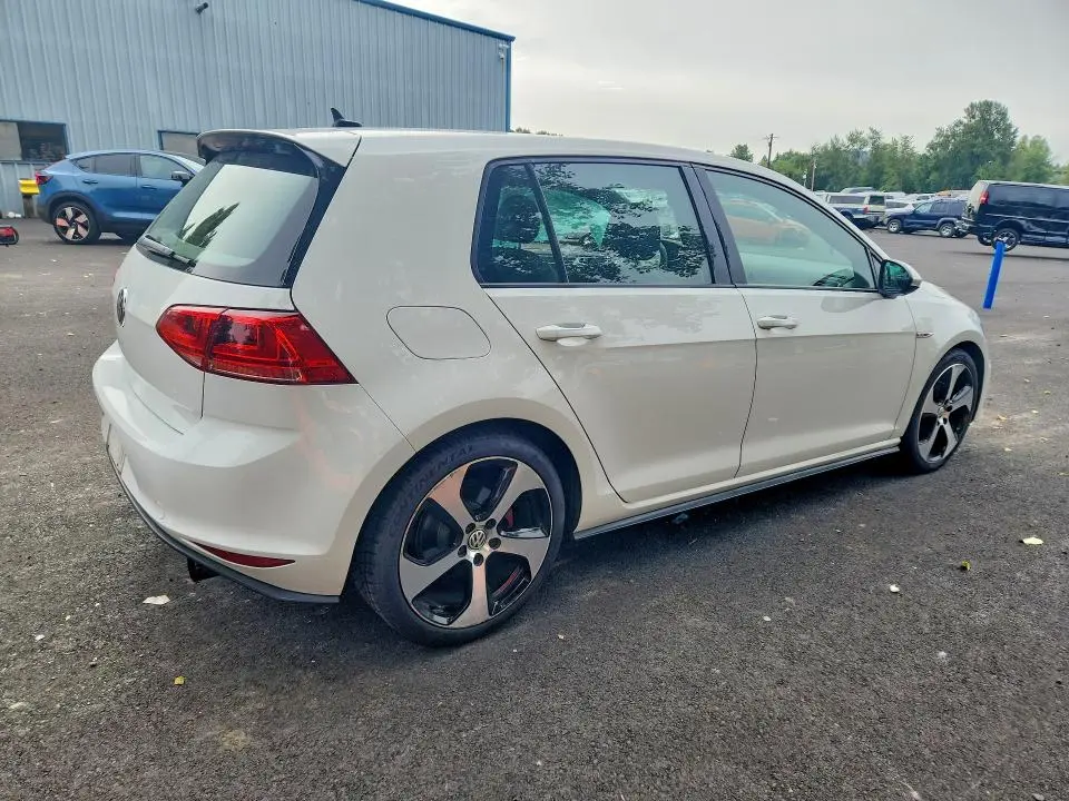 2016 VOLKSWAGEN GTI   