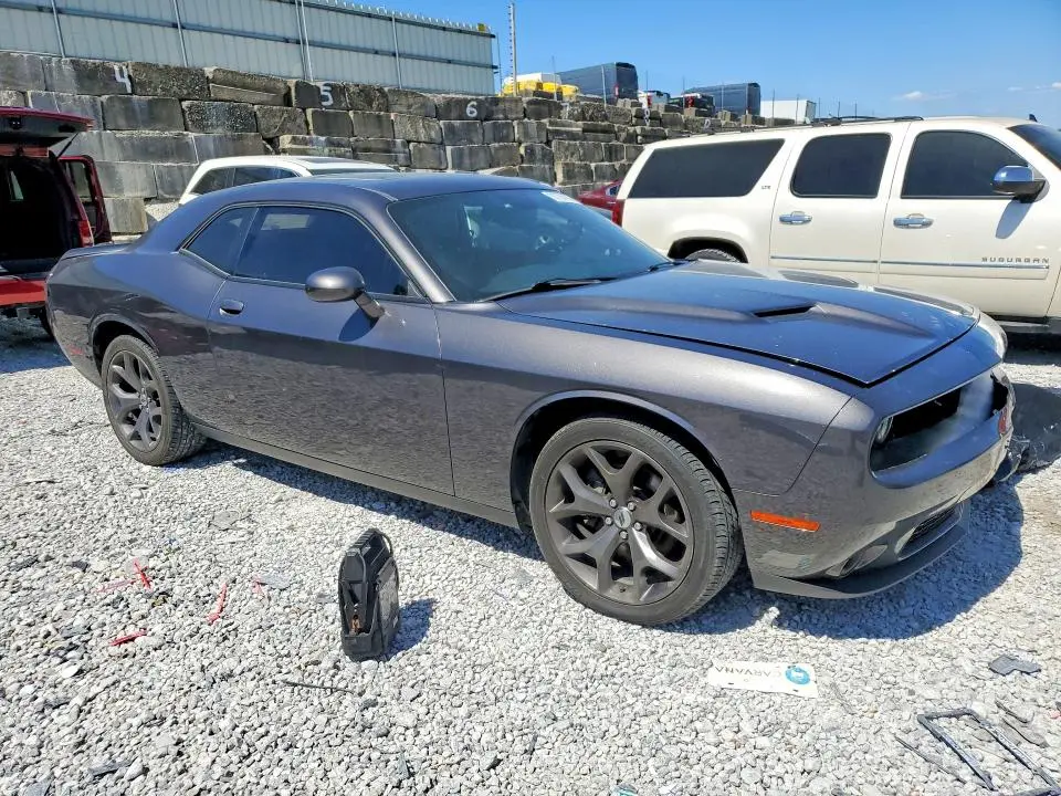 2018 DODGE CHALLENGER SXT  