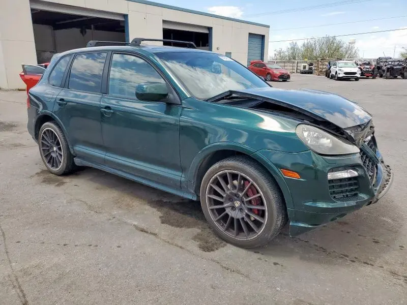 2010 PORSCHE CAYENNE GTS  