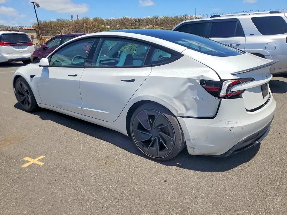 2024 TESLA MODEL 3   