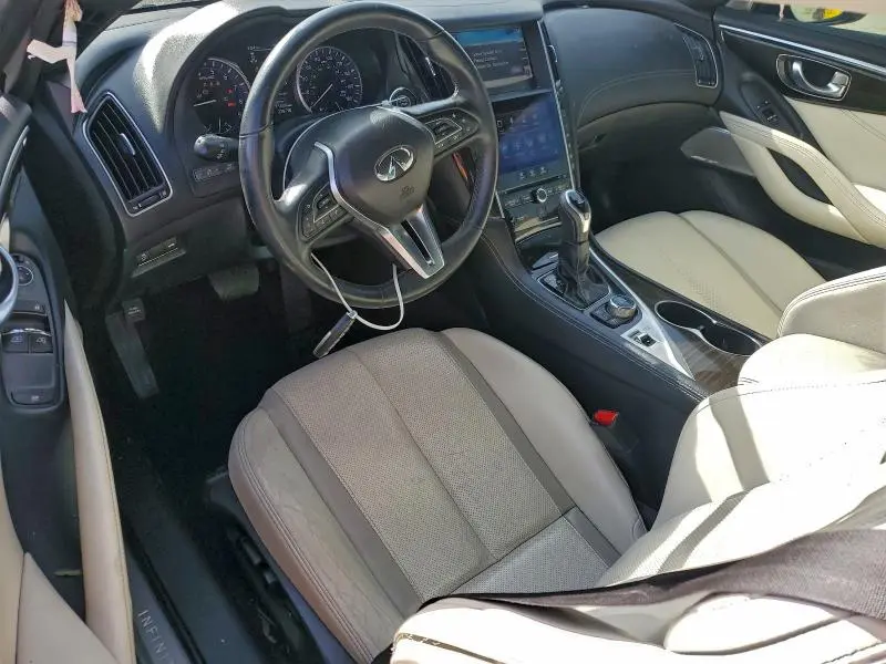 2017 INFINITI Q60 PREMIUM  