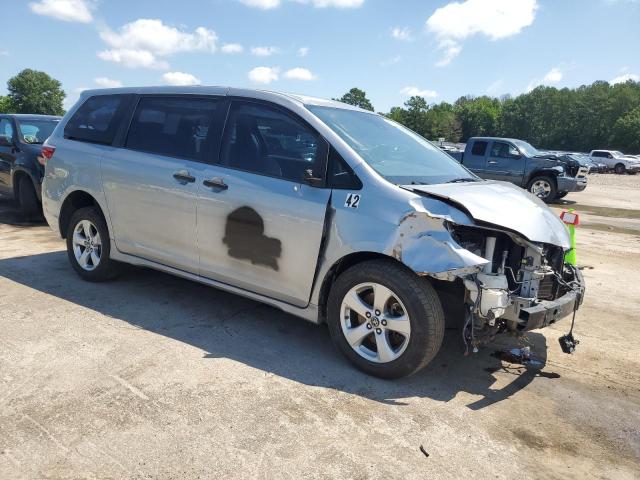 2018 TOYOTA SIENNA L