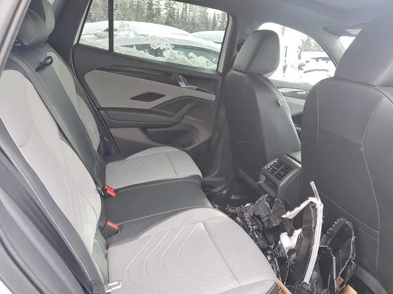 2025 VOLKSWAGEN TIGUAN SE R-LINE BLACK  