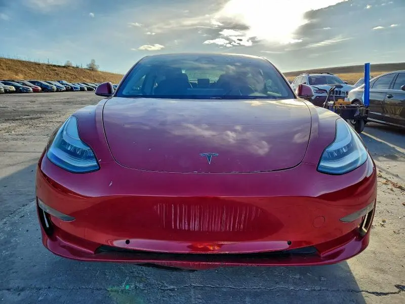 2018 TESLA MODEL 3   