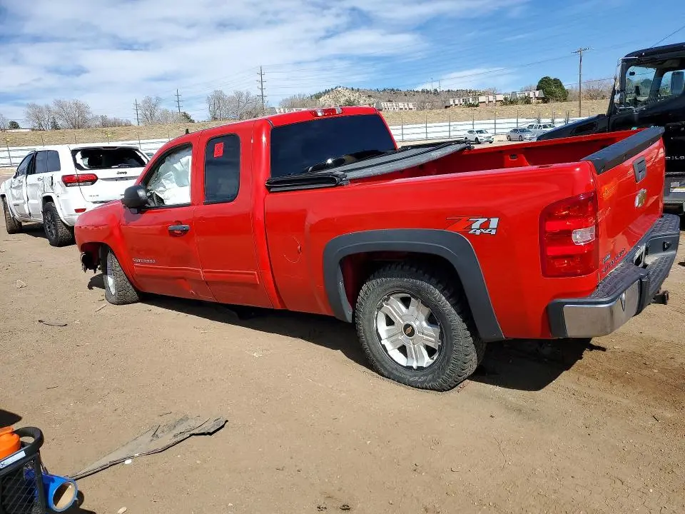 2011 CHEVROLET SILVERADO K1500 LT  