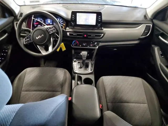 2022 KIA SELTOS LX  