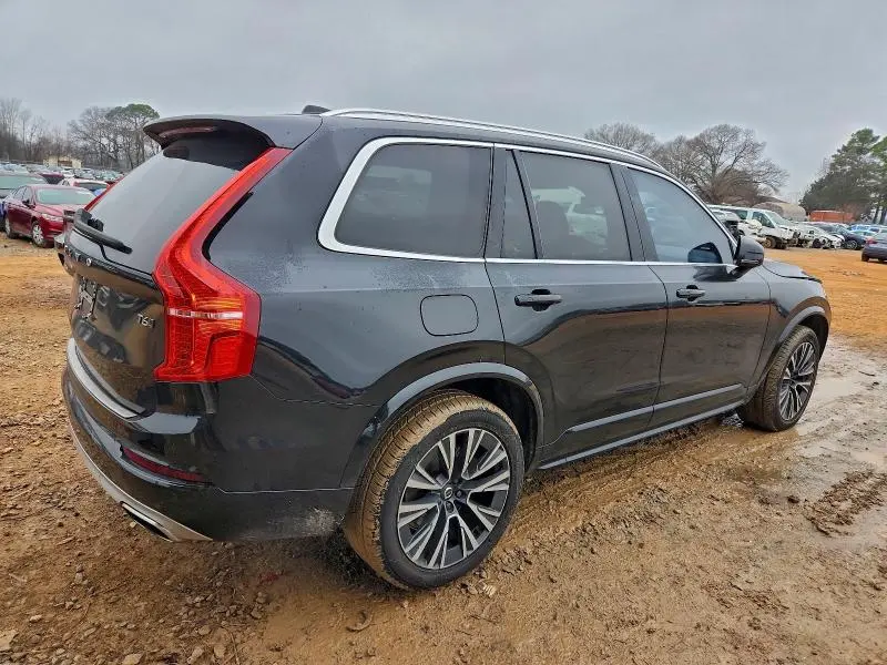 2021 VOLVO XC90 T6 MOMENTUM  